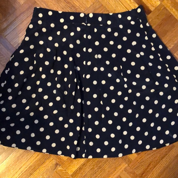 EUC J. Crew Polka dot mini skirt - Picture 4 of 4